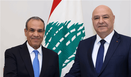 قائد الجيش في باريس وتباين فرنسي –إيراني حاد بشأن سلاح&quot;حزب الله&quot;