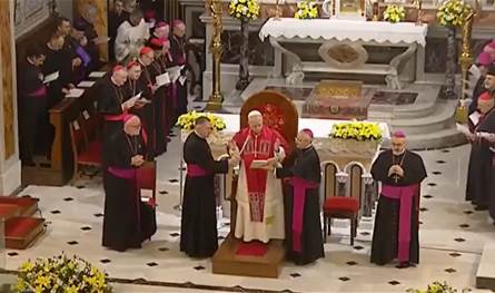 قداس تاريخي بقيادة البابا لاوون الرابع عشر في إسطنبول