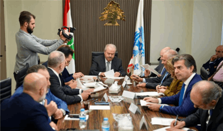 لبنان يبدأ تسهيل المدفوعات الحكومية عبر بطاقات الائتمان P.O.S