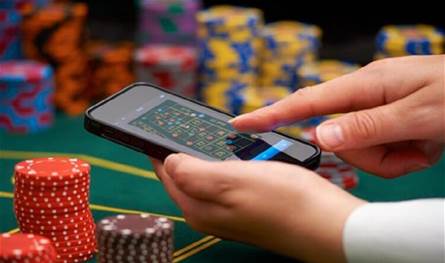 تحقيقات صامتة داخل جهاز أمني: &quot;قمار&quot; عبر الهاتف!