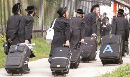 90 ألف مغادر في عام ونصف… الإقتصاد الإسرائيلي يدخل &quot;دائرة القلق&quot;