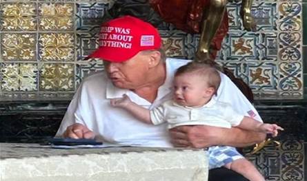 بالصور... شاهدوا ترامب برفقة حفيده اللبنانيّ