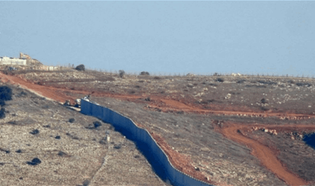 لماذا أقامت إسرائيل جداراً إسمنتيّاً في بلدة يارون الجنوبيّة؟