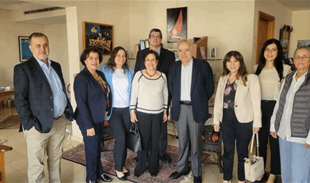 وزير الثقافة تسلم من جمعية المكتبات اللبنانية دعوة إلى افتتاح مؤتمرها في أيار المقبل