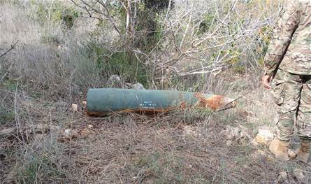 بالصور... العثور على صاروخ غير منفجر في بلدة الزلوطية