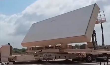 لم ترصدها رادارات إسرائيل وأميركا.. طائرات حربيّة دخلت إلى بلدٍ عربيّ ما هو نوعها؟