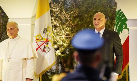 عون يَلجُمُ محاولات عزله