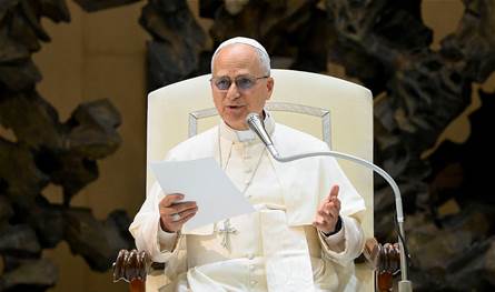 &quot;نحتفل بإيماننا ونشهد لرجائنا&quot;.. هذه رسالة شبيبة لبنان للبابا