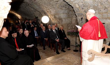 الرئيس عون واللبنانية الاولى شاركا في زيارة البابا الى دير مار مارون ـ عنايا