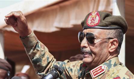 البرهان: لا حل في السودان دون تفكيك قوات الدعم السريع ونزع سلاحها