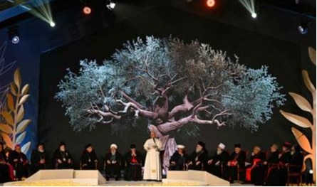 وعد بابوي بحَراك ديبلوماسي والبابا لاوون يشهد على وطن لن &quot;يموت ولن يستسلم&quot;