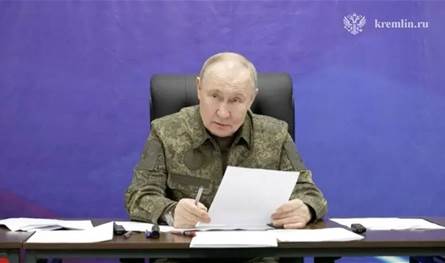 بوتين: نمسك زمام المبادرة