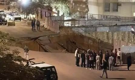 السكان أصيبوا بالذعر.. هبوط أرضي مفاجئ في القاهرة!