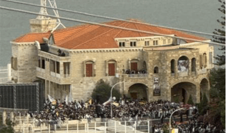 في اليوم الأخير من زيارته لبنان... &quot;دير الصليب&quot; يستقبل البابا لاوون (فيديو)