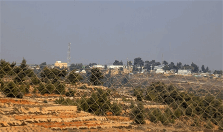 خطة إسرائيلية لعزل القرى الفلسطينية وقطع الطرق (صورة)