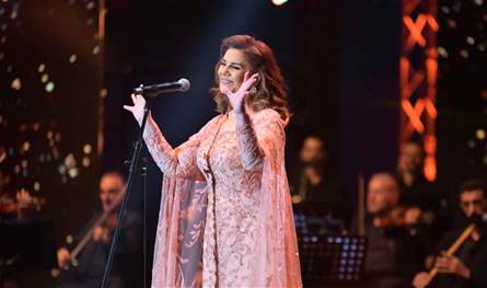 ميادة الحناوي تكشف حقيقة شائعات استخدام الذكاء الاصطناعي في حفلاتها