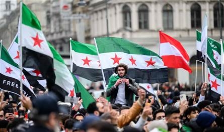 الاتحاد الأوروبي يحدّث إرشادات اللجوء للسوريين بعد عام على &quot;سقوط الأسد&quot;