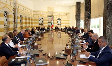 جلسة حكومية عادية في القصر الجمهوري ولبنان امام &quot;مرحلة سياسية جديدة&quot;