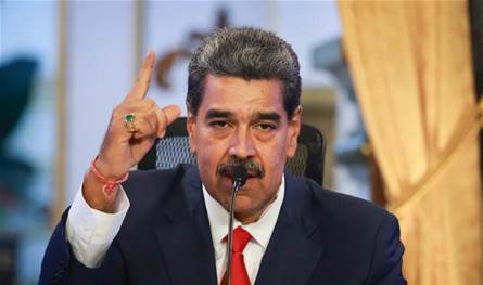 مادورو يُجري مكالمة &quot;ودية&quot; مع ترامب: أهلا بالدبلوماسية لأننا سنسعى دائما إلى السلام