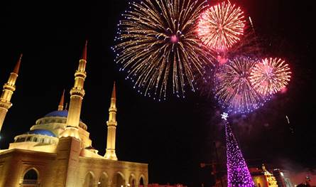 العد العكسي للأعياد انطلق.. حركة لافتة في الأسواق وهكذا ستكون أسعار حفلات رأس السنة