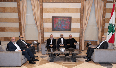 الحجار يبحث أوضاع المختارين وتحديات الصندوق التعاوني على الطاولة