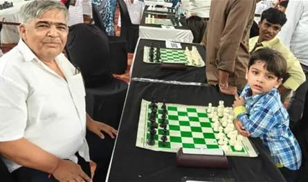 1572 نقطة في الشطرنج السريع… إنجاز غير مسبوق لطفل!