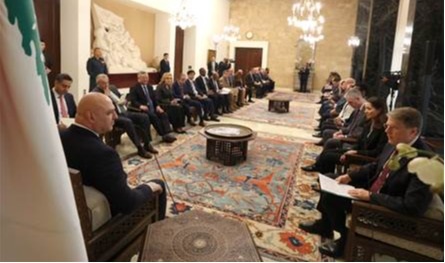 ضغوط دولية لتوسيع التفاوض.. وحزب الله: لا نقاش في السلاح قبل وقف الحرب وانسحاب إسرائيل