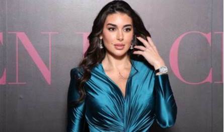 بـ&quot;فستان جريء&quot;.. ياسمين صبري تتألق بإطلالة لافتة والجمهور يغازلها (صور)