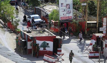 عودة مشروطة لمواد البناء إلى عين الحلوة… والترميم ببطء تحت الرقابة