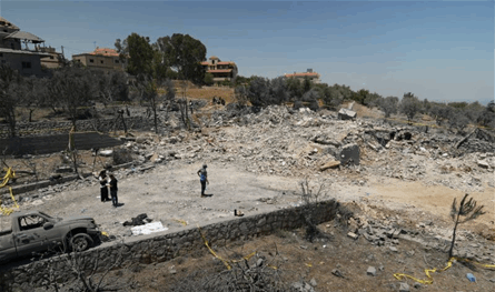 لودريان في بيروت غدا وعون يتحضر لزيارة الاردن ومسقط وبري يحذر من خطر الانزلاق نحو اتفاقات جديدة 