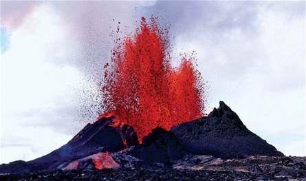 كيلاويا في أقوى ثوران له… مشاهد بركانية نادرة للغاية!