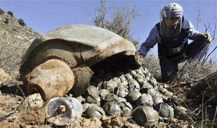 بالفيديو: خطر كبير.. الجنوب ملوّث بقنابل صامتة