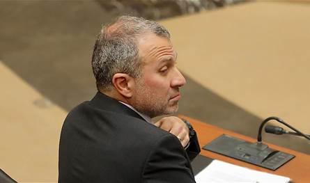 باسيل: بين البابا وجعجع ماذا تختارون؟