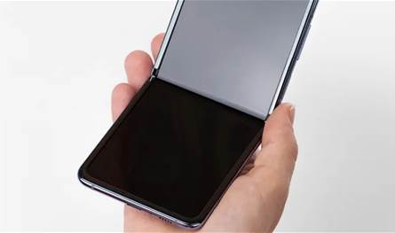 في أول هاتف آيفون قابل للطي.. أبل ستستغني عن هذا الأمر!