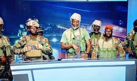 بعد إحباط محاولة انقلاب بنين.. &quot;قرار عسكري&quot; سريع