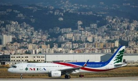 بعيد إقلاعها من مطار بيروت.. هذا ما حصل مع طائرة للميدل ايست 