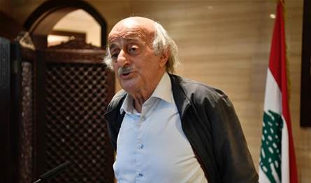 جنبلاط يُطلق &quot;إشارة انتخابية&quot;