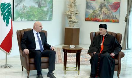 الرئيس عون تلقى من البطريرك الراعي دعوة لقداس الميلاد