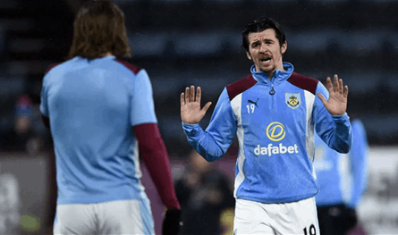 بسبب &quot;منشورات&quot;.. الحبس لنجم كرة إنكليزي سابق 