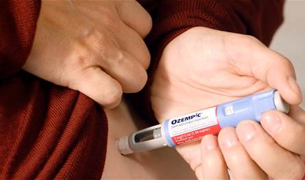 مفاجأة… هكذا تُسرّع حقن التنحيف شيخوختك!