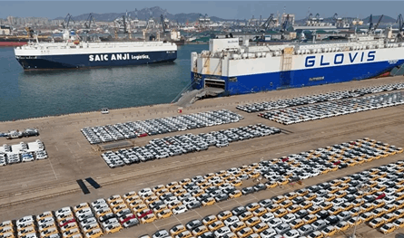 الفائض التجاري الصيني يتجاوز تريليون دولار.. وترامب يدفع بكين لإعادة توجيه صادراتها