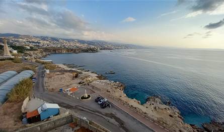 مقابل شاطئ عمشيت... العثور على جثة تعود لشاب أربعيني في البحر 