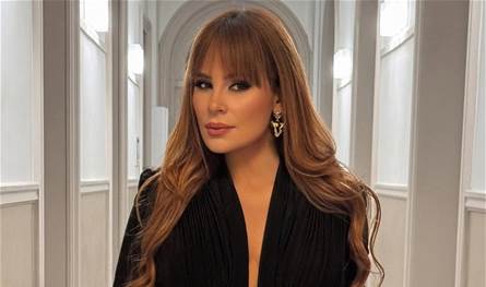 أضاءت له شمعة.. كارول سماحة تستذكر زوجها الراحل وتستعد مع ابنتها لعيد الميلاد (فيديو)