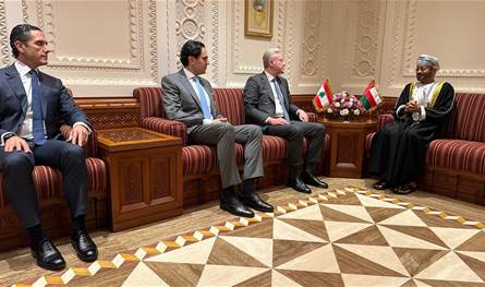 رجي التقى نظيره العماني: عُمان تؤكد دعمها لبسط سلطة الحكومة اللبنانية واسترجاع قرارها الوطني 