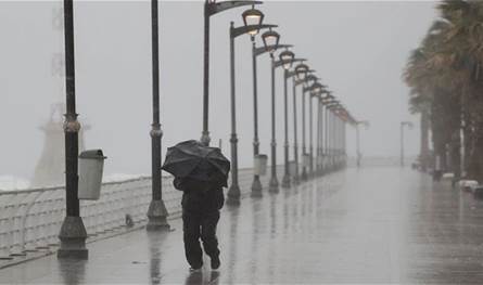 لبنان على موعد مع منخفض جوي جديد.. أمطار غزيرة وعواصف رعدية وأجواء باردة