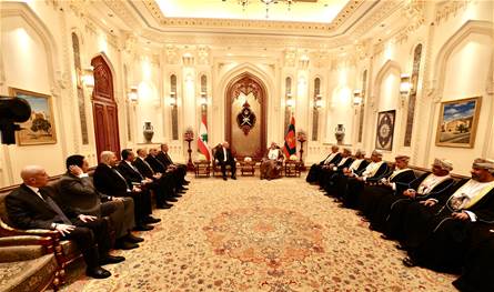 الرئيس عون اختتم زيارته الى سلطنة عمان وعاد الى بيروت