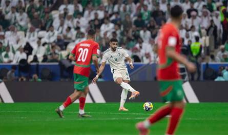 من يحجز بطاقة نصف النهائي؟ مواجهة ساخنة بين السعودية وفلسطين