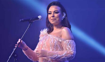 مروة ناجي تدافع عن منى زكي: الهجوم على &quot;الست&quot; غير منطقي