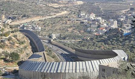 محاذير سيواجهها لبنان ما لم ينزع سلاح &quot;الحزب&quot;..شكوى ضد بناء الجدار الفاصل