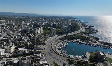 نجم سوري يستعيد ذكريات طفولته في اللاذقية (فيديو)